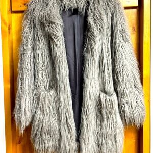 Smythe long hair grey jacket. Great condition, perfect lining.